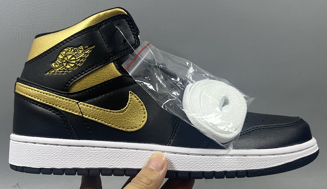 Air Jordan Retro 1 Grade AAA Black Gold